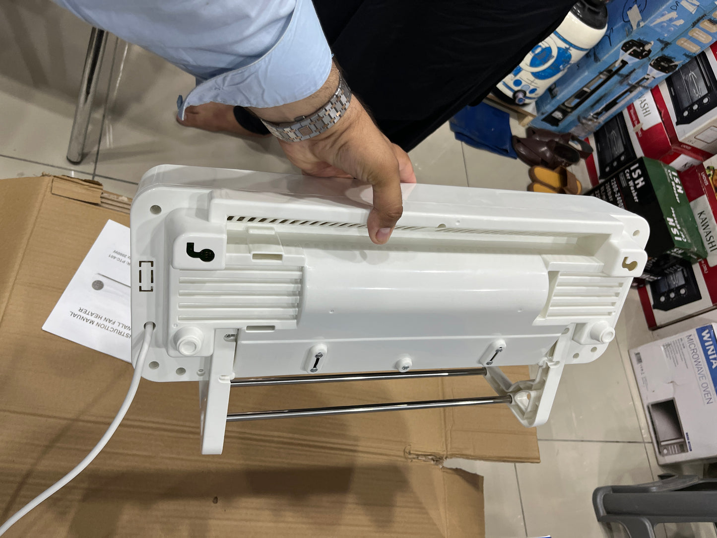 Lott imported high Quality Wall mounted. Heater . 2 in 1 . 2000 watt