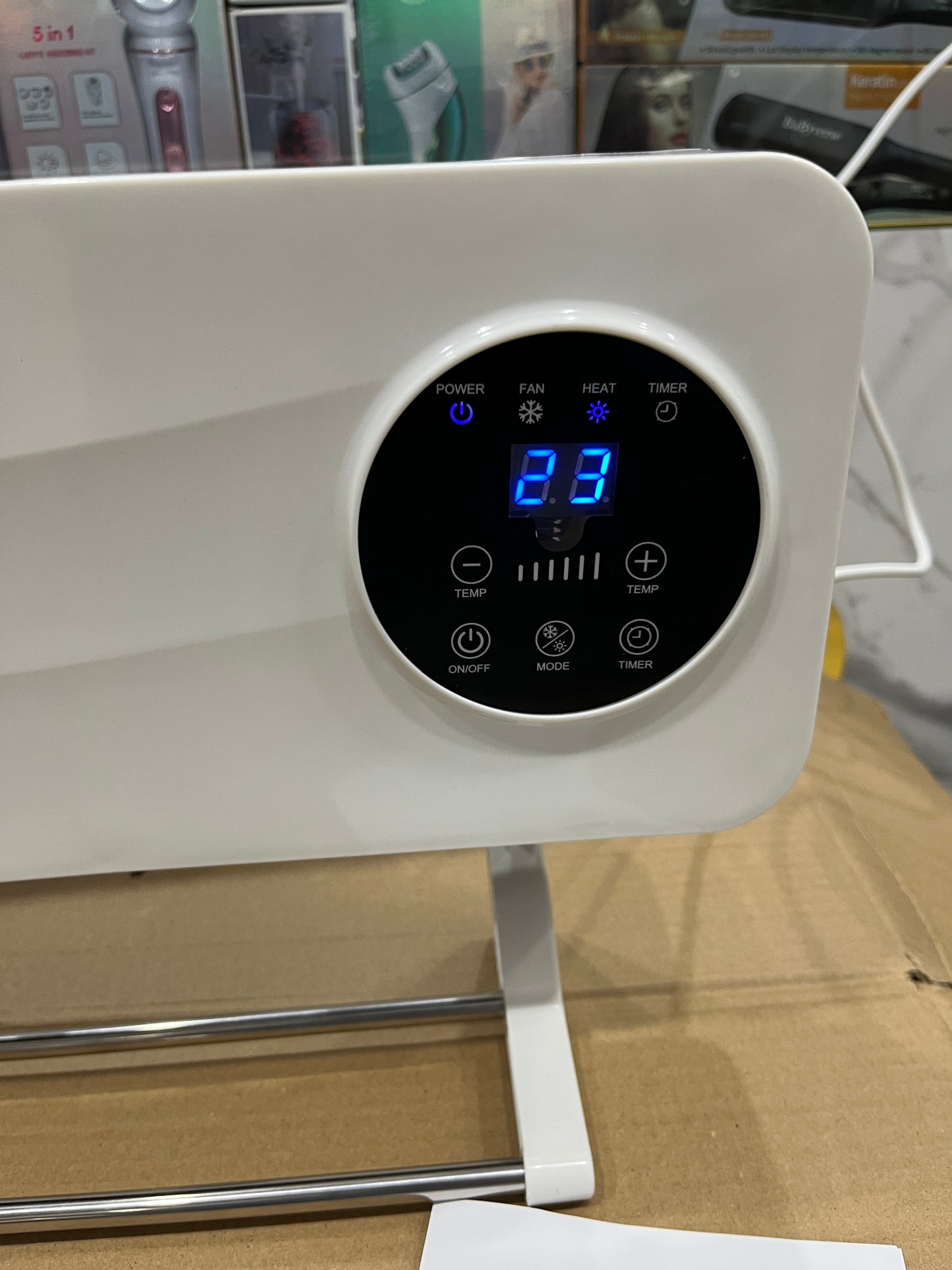 Lott imported high Quality Wall mounted. Heater . 2 in 1 . 2000 watt