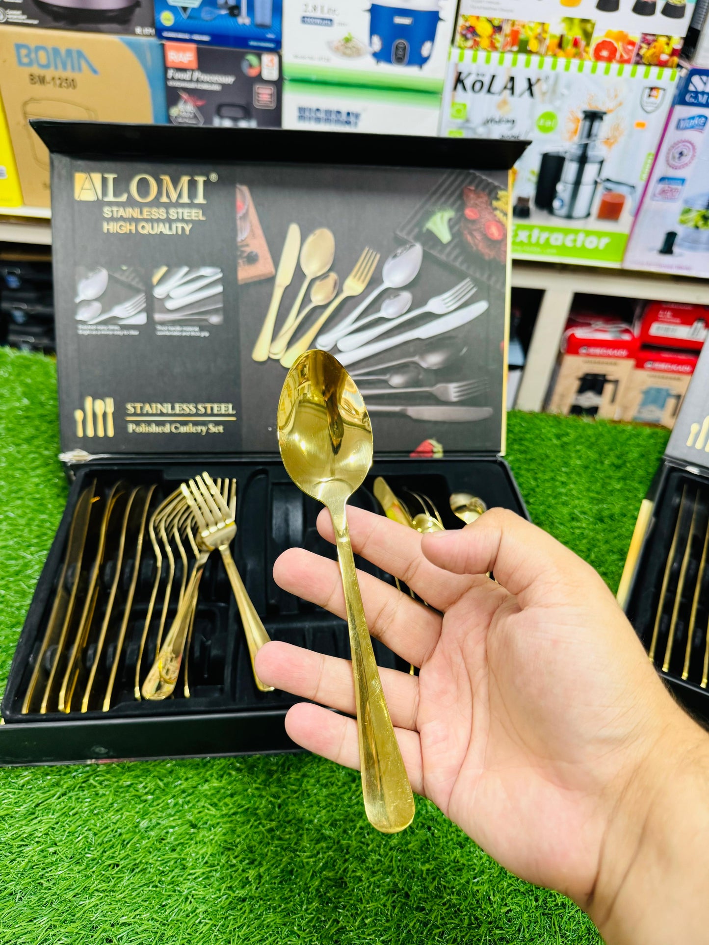 Imported golden luxury Cutlary set 24 pieces for 6 person