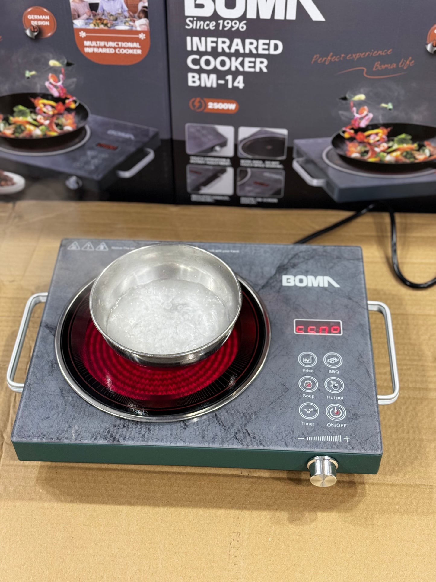 Boma German Brand . Electric stove infrared cooker . Hot plate 2500 Watt
