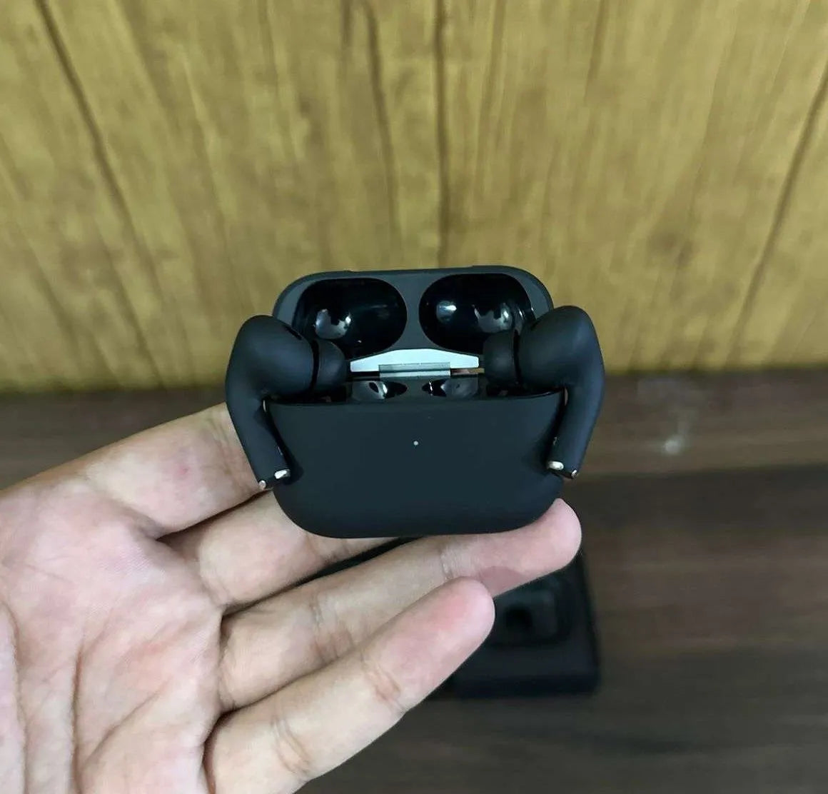 AirPods Pro 2: Experience the Ultimate in Sound and Style with Black Elegance Apple Lot