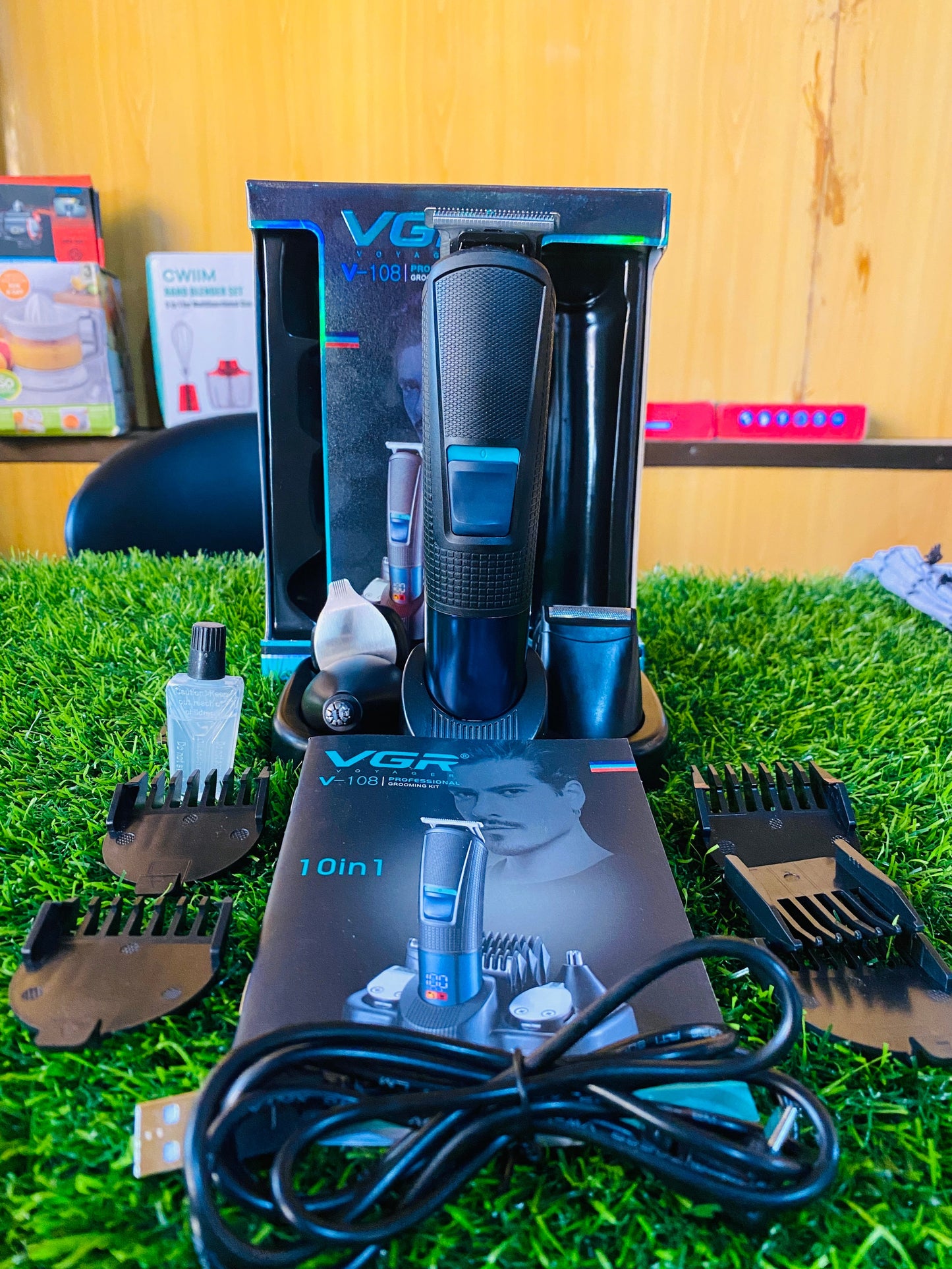 VGR V-108 Professional 10 in 1 Grooming Kit