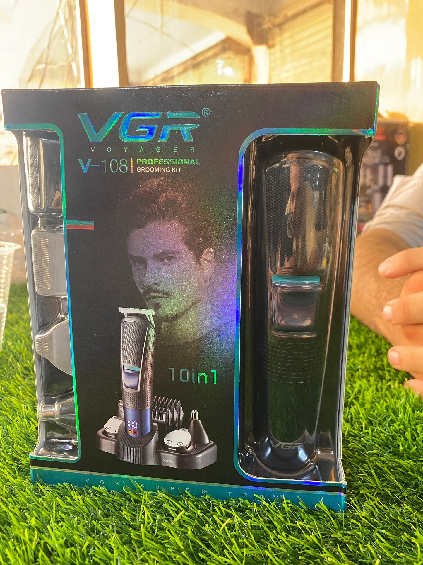 VGR V-108 Professional 10 in 1 Grooming Kit